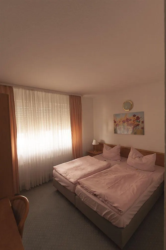 G & L Hotel Дортмунд 3*,